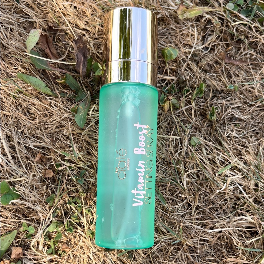 Ciate Vitamin Boost Setting Spray - Green and Gold